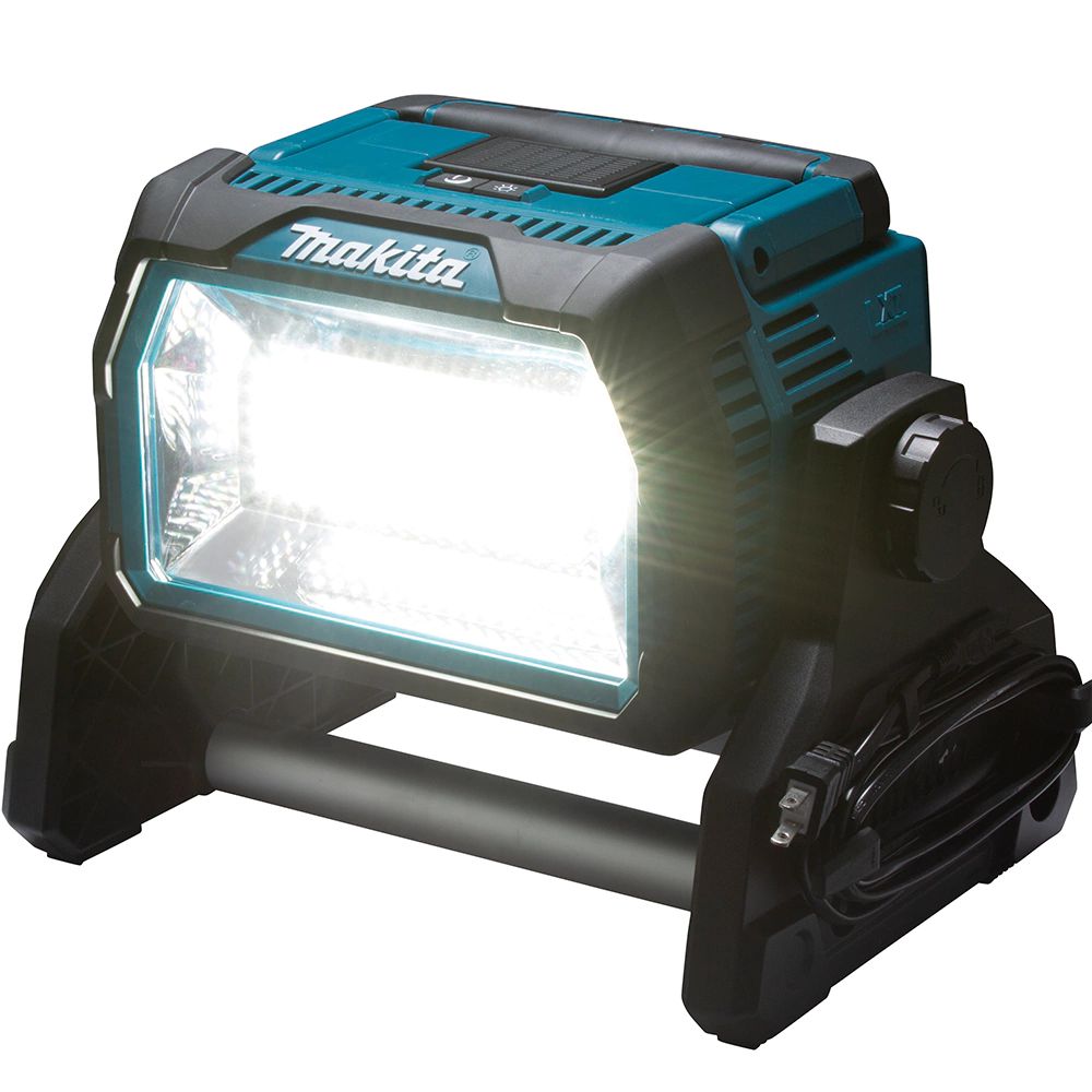 REFLETOR PARA AREA DE TRABALHO A BATERIA 18V DML809 MAKITA