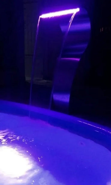 Cascata Para Piscina 70x38CM Naja Inox Com Led Bortonio