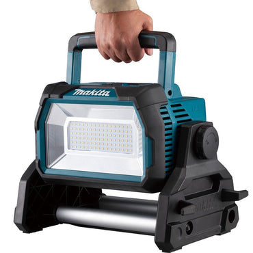 REFLETOR PARA AREA DE TRABALHO A BATERIA 18V DML809 MAKITA