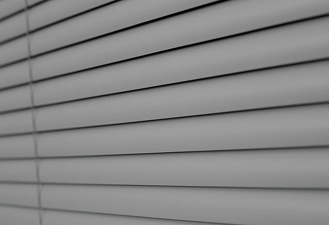 Persiana OFF-25 com Lâminas PVC 25mm Chumbo 1,40X1,30 Evolux