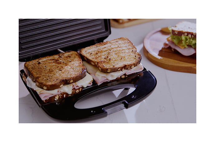 Sanduicheira Brunch Time 800W - SAN40 - 220V - Elgin