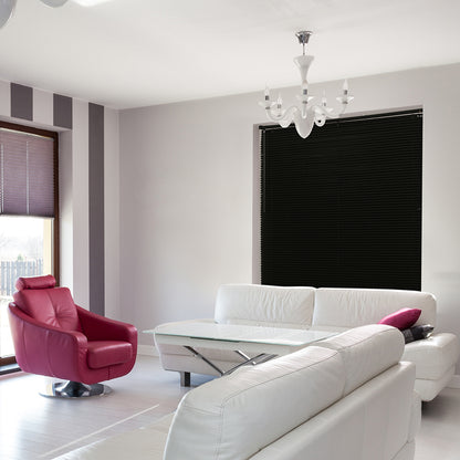 Persiana Premier c/ Lâminas PVC 25mm Preta 1,00X1,60 Evolux